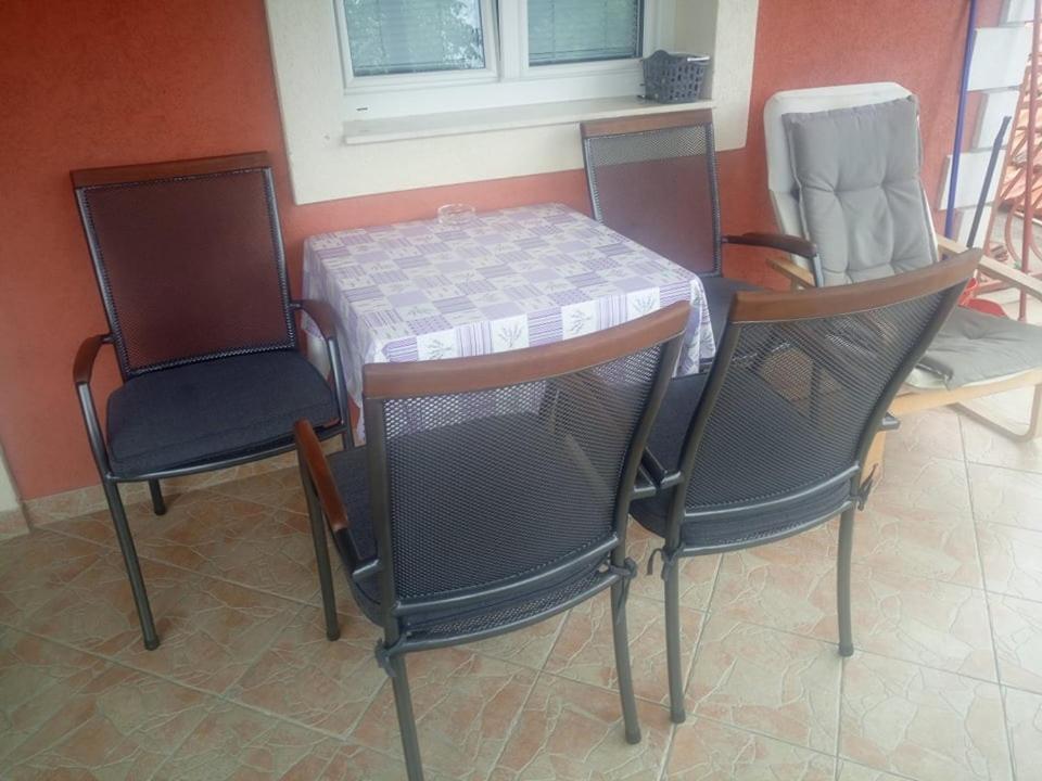 Apartments Salamun บีโอกราดนาโมรู ภายนอก รูปภาพ